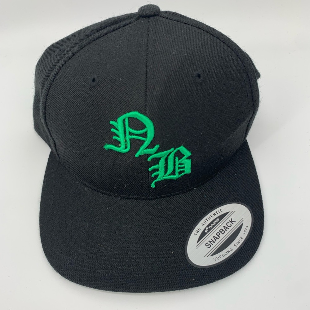 Never Basics Set of 2 Hats Black and Green Baseball Caps - Picture 9 of 10